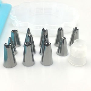 poche à douilles en silicone et ses 12 embouts inox