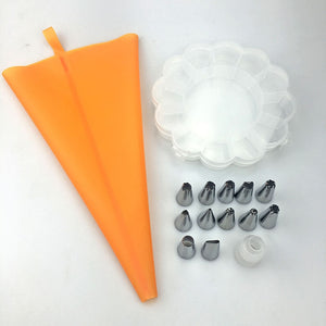 poche à douilles en silicone et ses 12 embouts inox